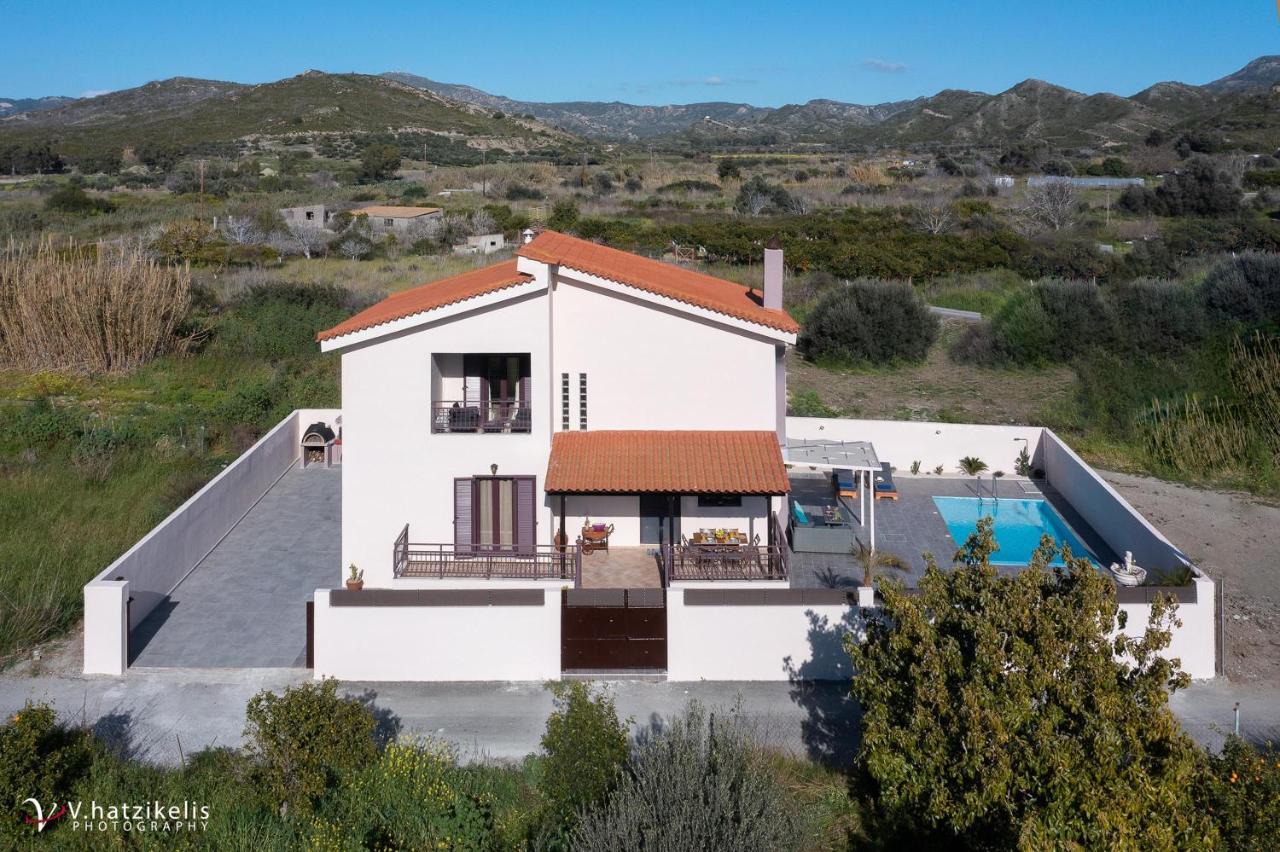 Ospition Villa Apolakkia Exteriér fotografie